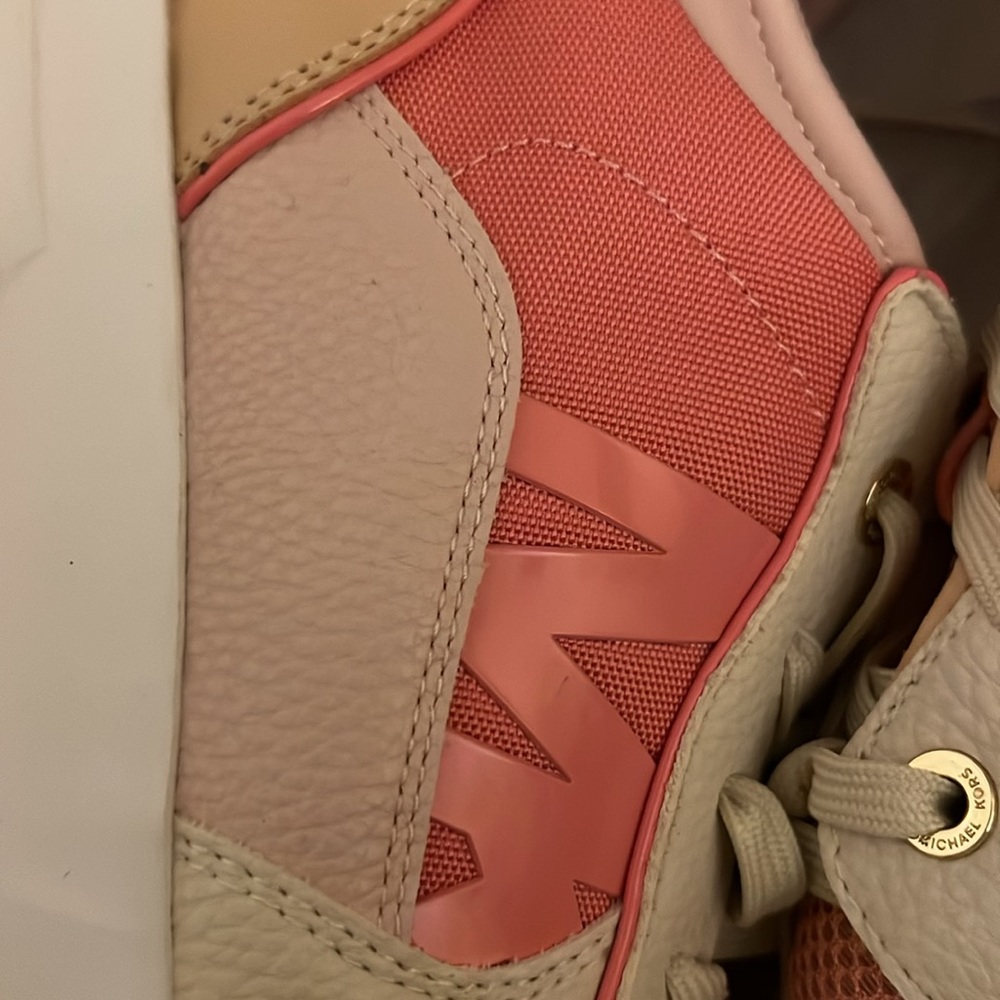 Powder pink & cream platform athletic trainer
sneaker w/ faux Gold MK plate - Picture 2 of 14